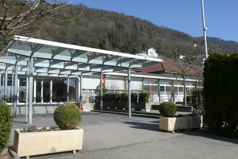 Dieses Bild zeigt die Station und ihre nähere Umgebung.